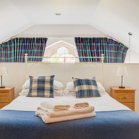 The Caledonian 3 Bedroom Self Catering Apartment In Historic Abbey Fort Augustus Extérieur photo