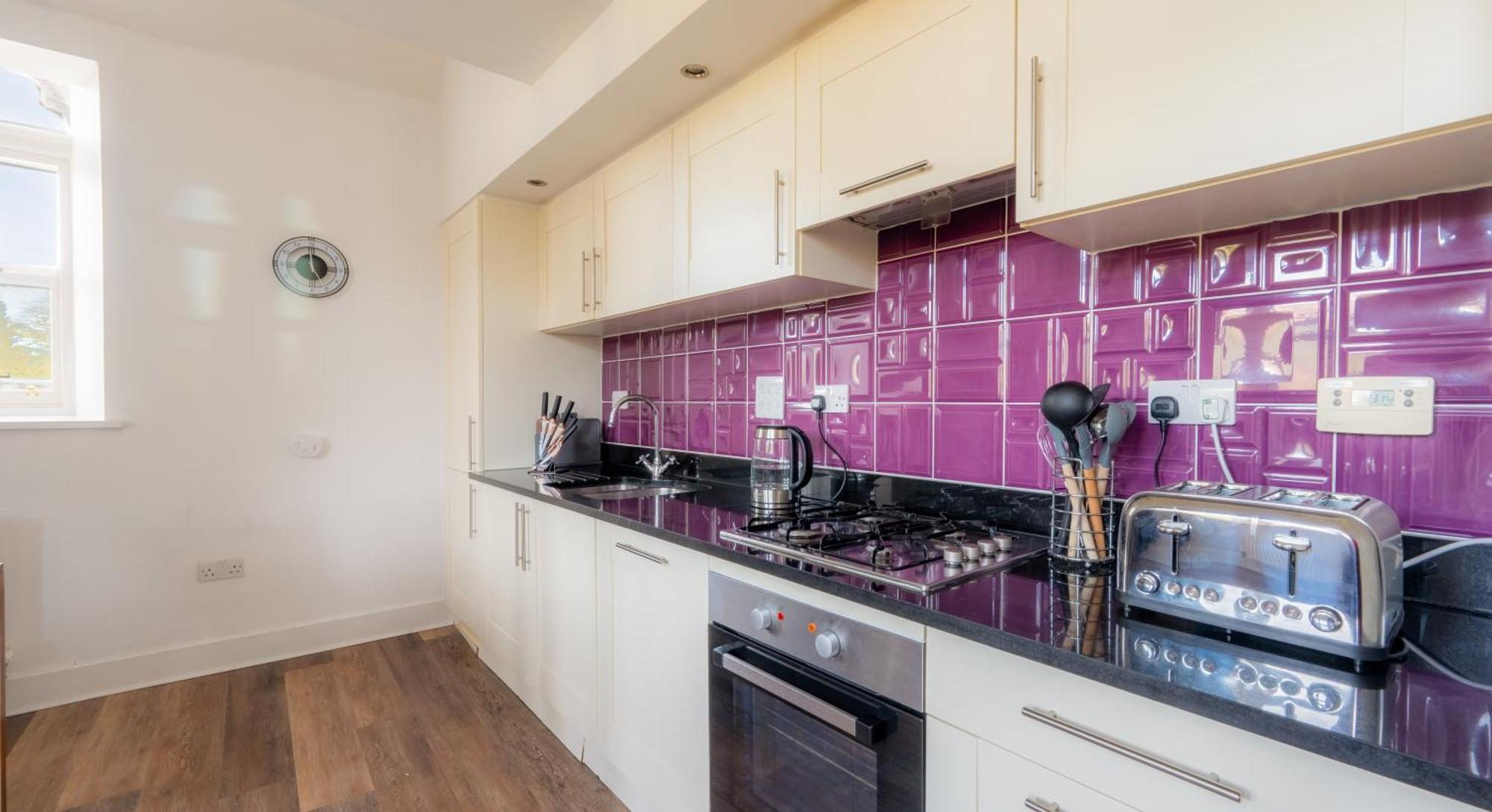 The Caledonian 3 Bedroom Self Catering Apartment In Historic Abbey Fort Augustus Extérieur photo