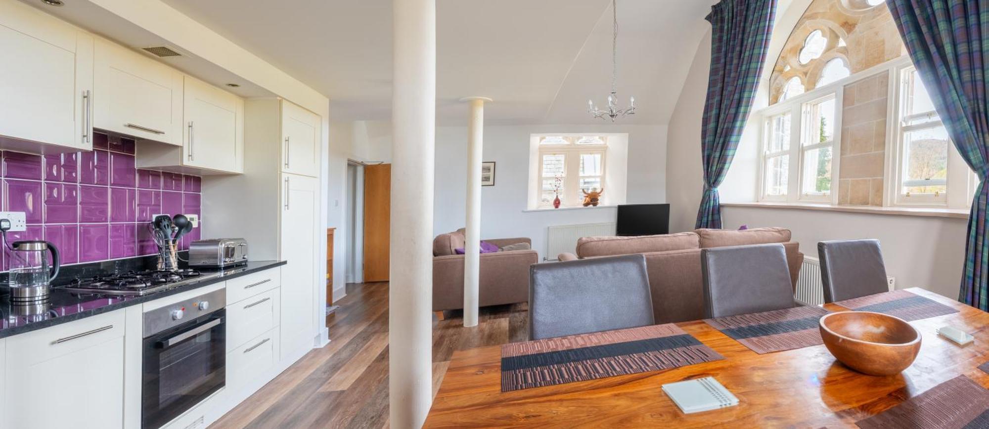 The Caledonian 3 Bedroom Self Catering Apartment In Historic Abbey Fort Augustus Extérieur photo