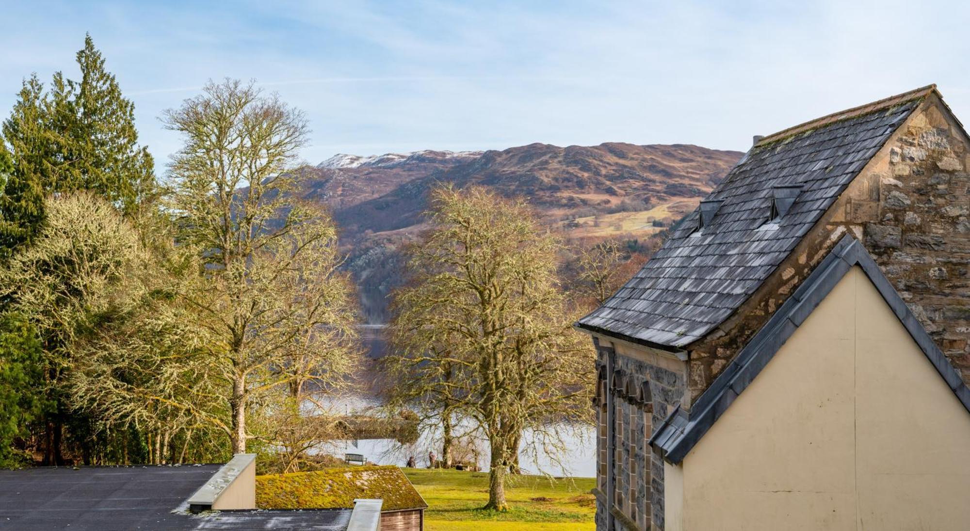 The Caledonian 3 Bedroom Self Catering Apartment In Historic Abbey Fort Augustus Extérieur photo